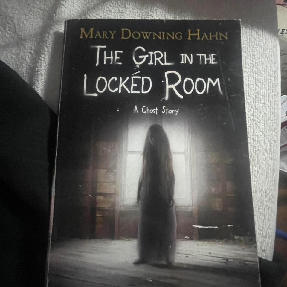The Girl In The Locked 93d9