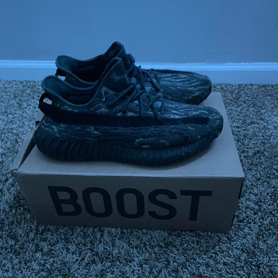 Yeezy 350 V2 Dark Salt 3e49 5