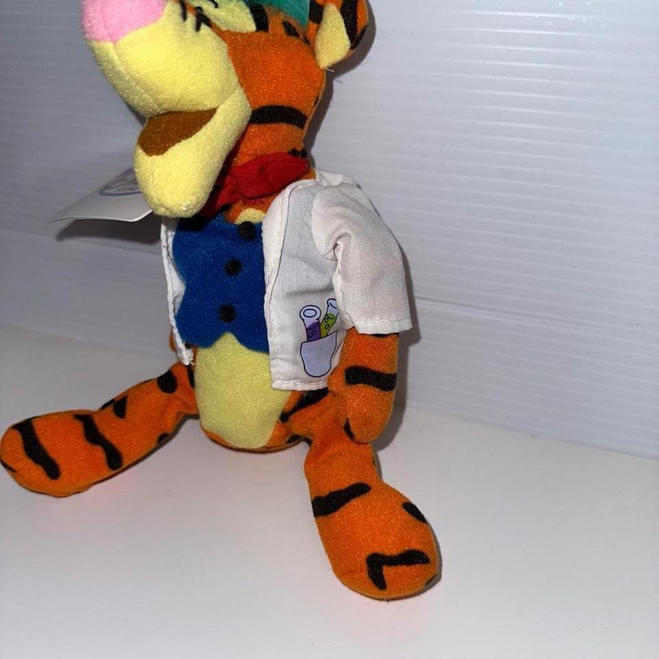 This Is A Disney Store Aaa2 4