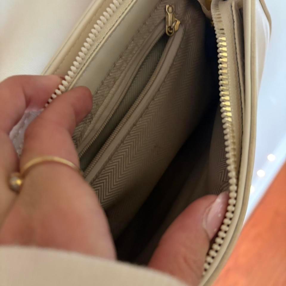 Cream Leather Crossbody Bag With 01b8 4