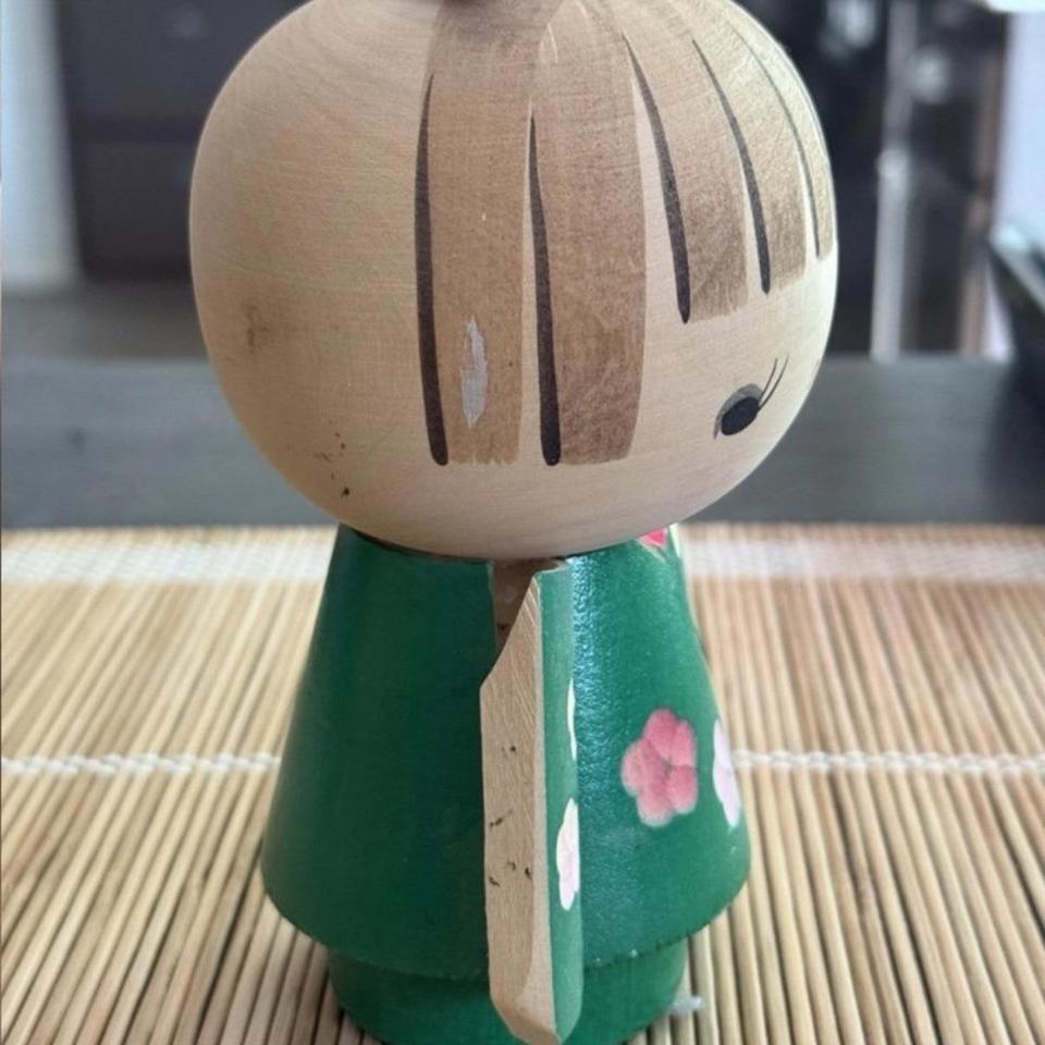 Vintage Japanese Green Floral Kokeshi 5