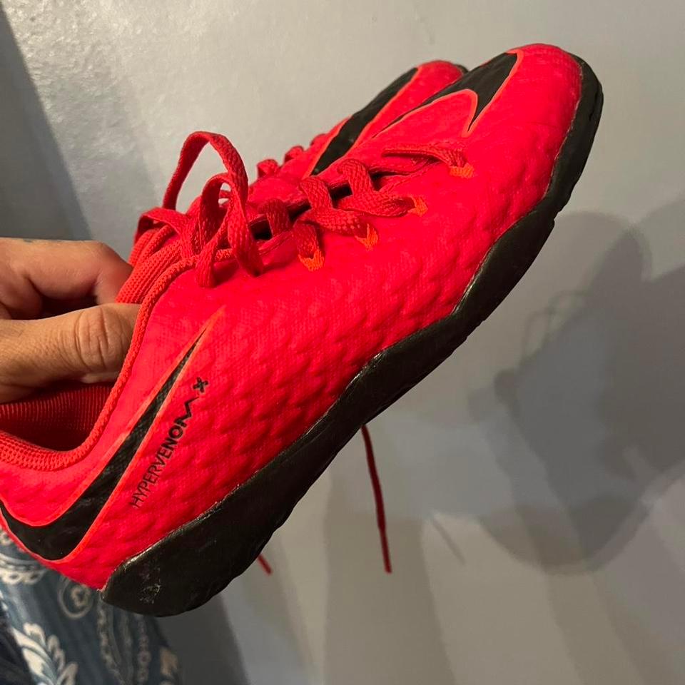 Red Nike Hypervenom Phantom 3 B99e