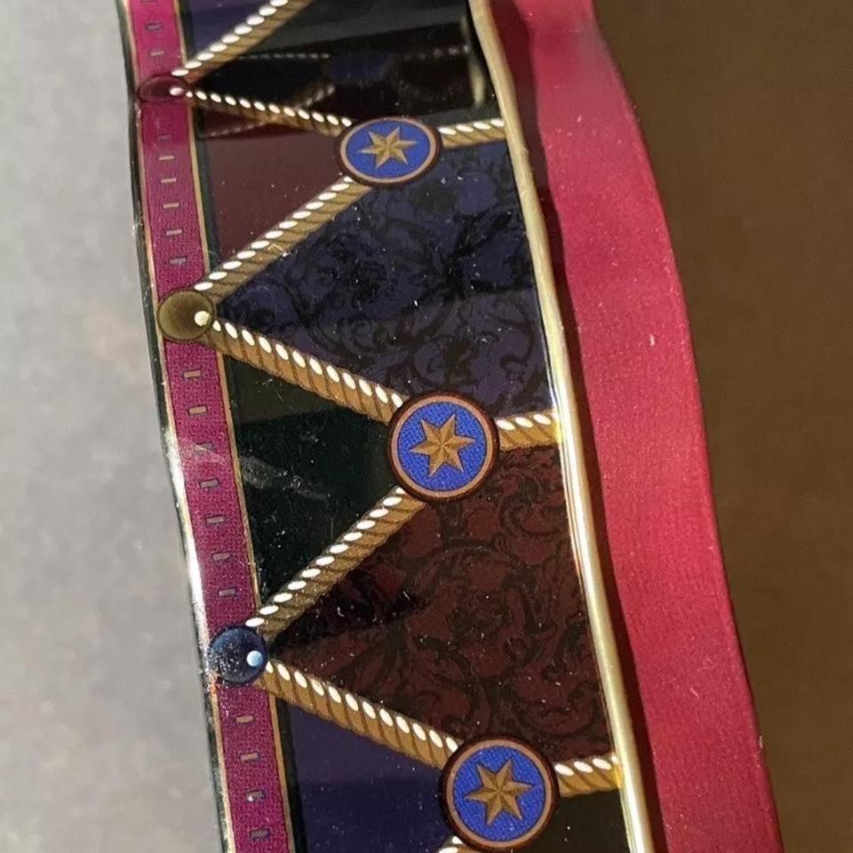 Lot Of 6 Assorted Tin 3