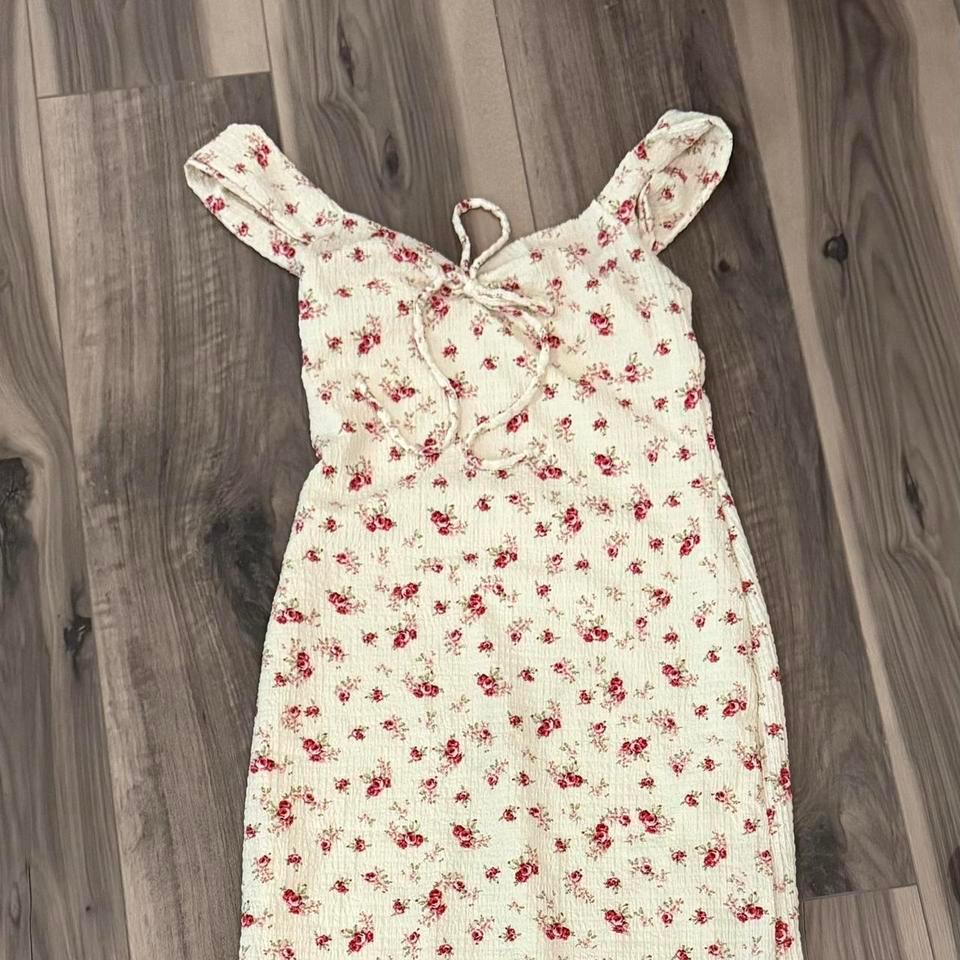 See You Monday Redwhite Floral F20d