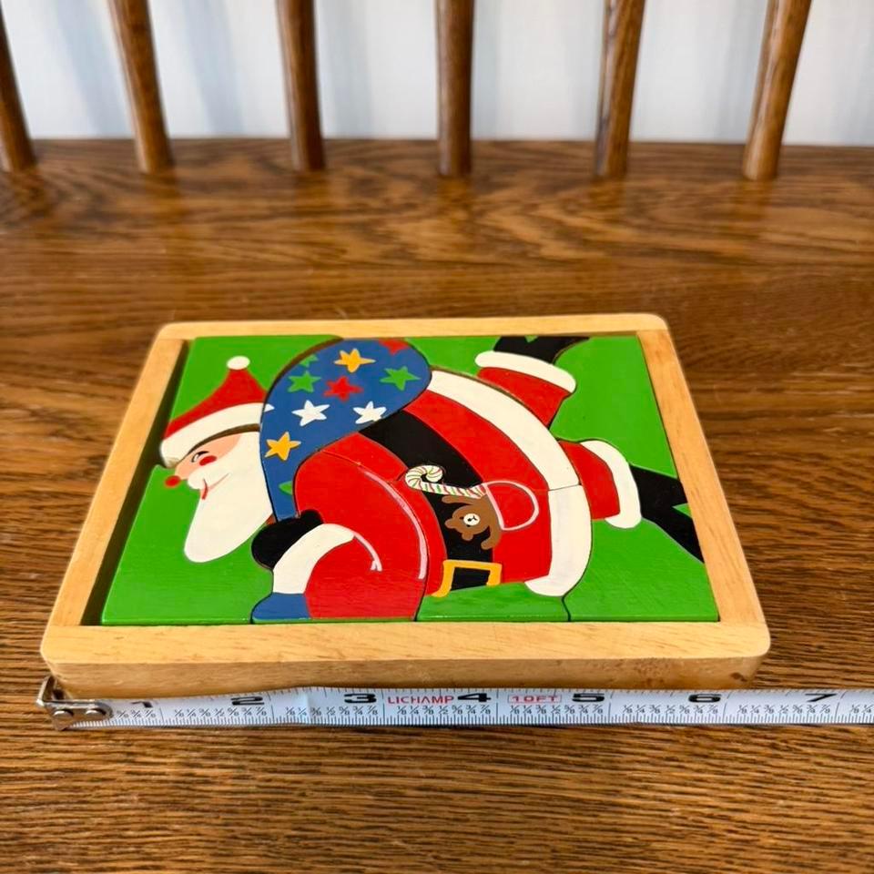 Vintage Wooden Santa Claus In Lay 2742