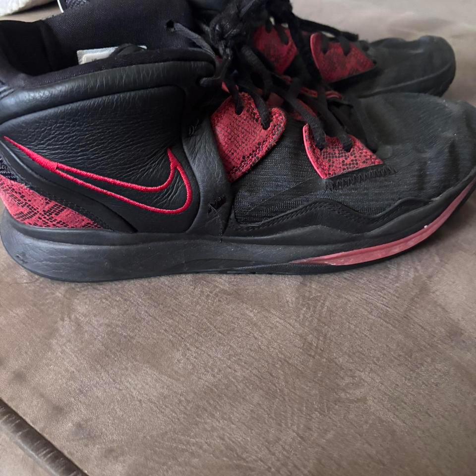 Nike Kyrie 7 Basketball Trainers 4