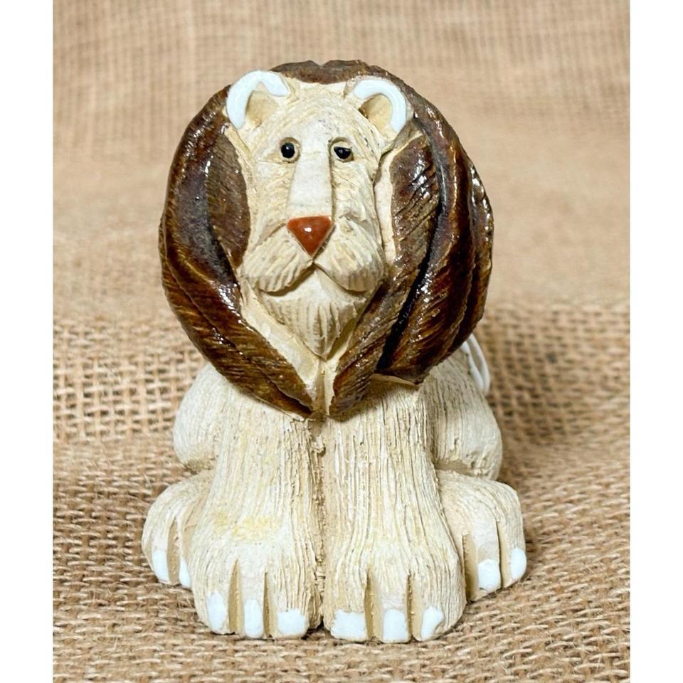 Vintage Artesania Rinconada Hand Carved
