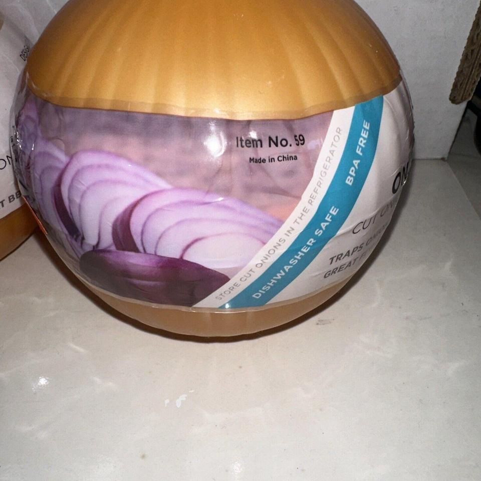 This Hutzler Classic Onion Saver 4