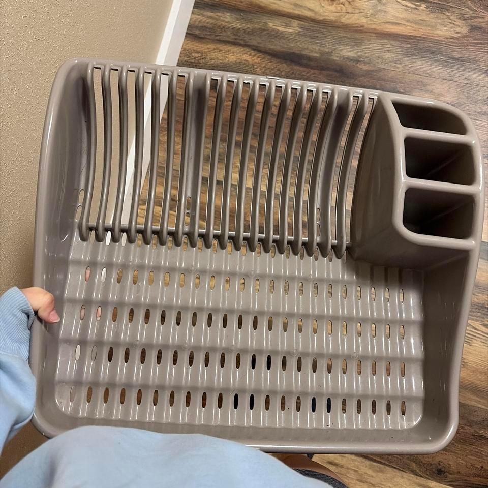 Brown Dish Drying Rack With 1e52