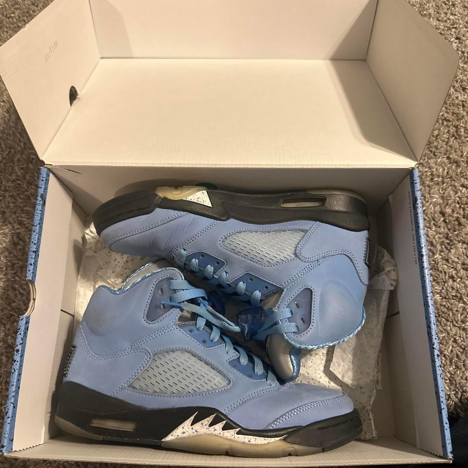 Jordan 5 Retro University Blue 2147