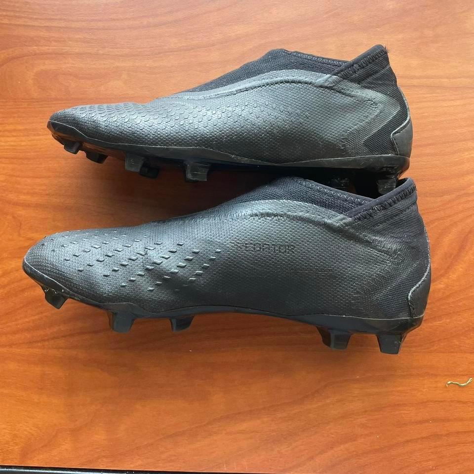 Adidas Predator Boys Soccer Cleats A811 2