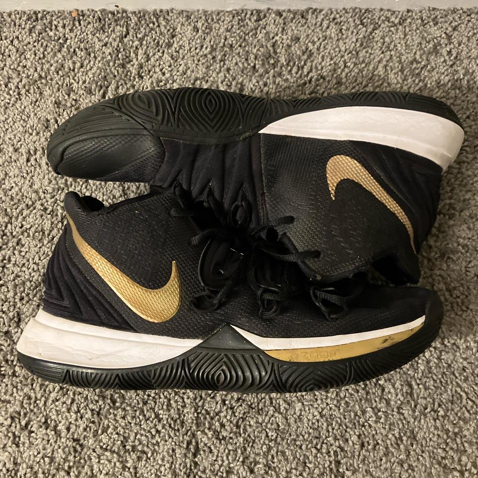 Nike Kyrie 5 Metallic Gold 6