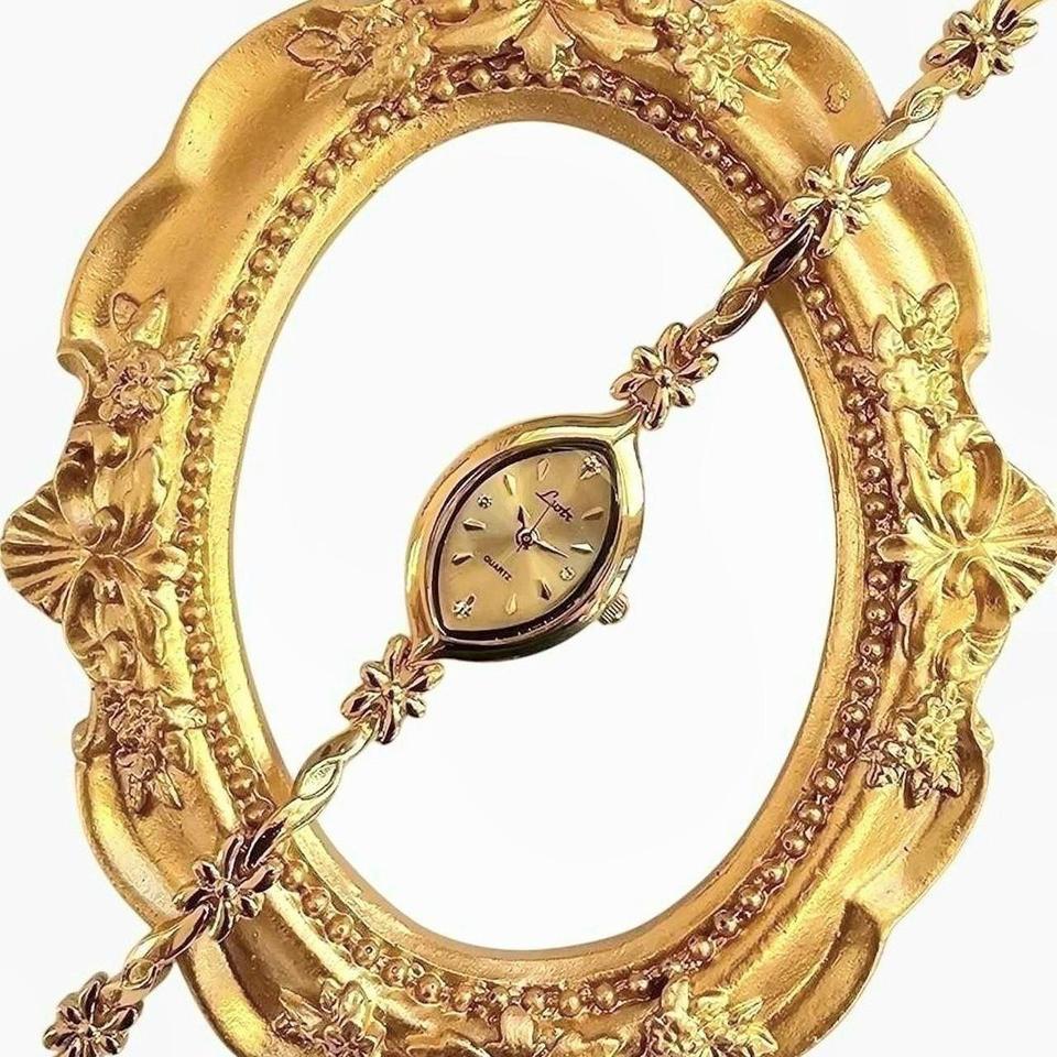 Vintage Inspired Gold Watch Elegant 39e8