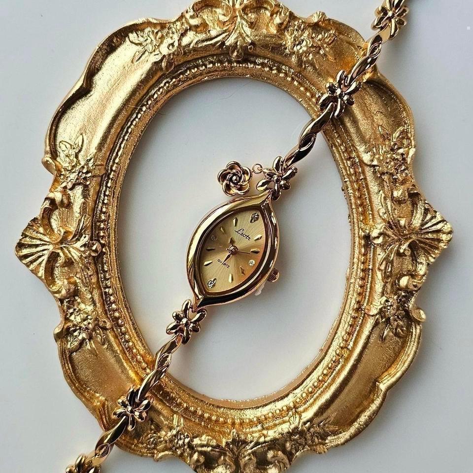 Vintage Inspired Gold Watch With Ff44 2