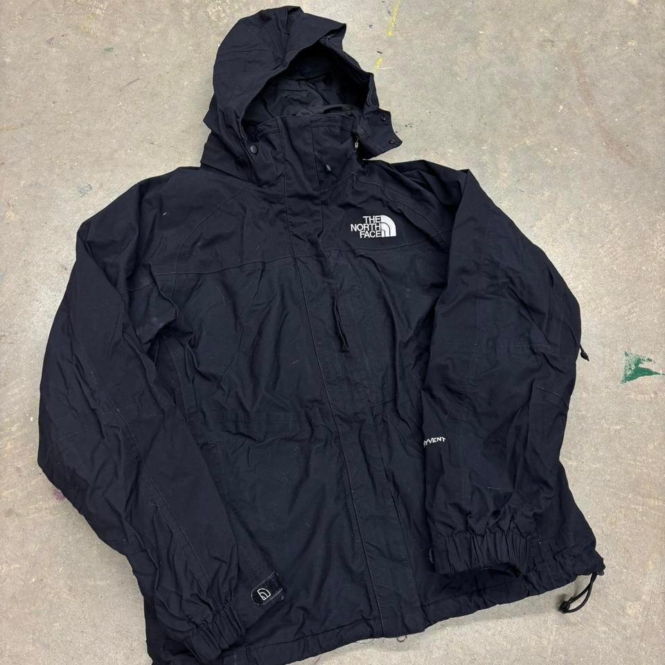 The North Face Black Windbreaker A810