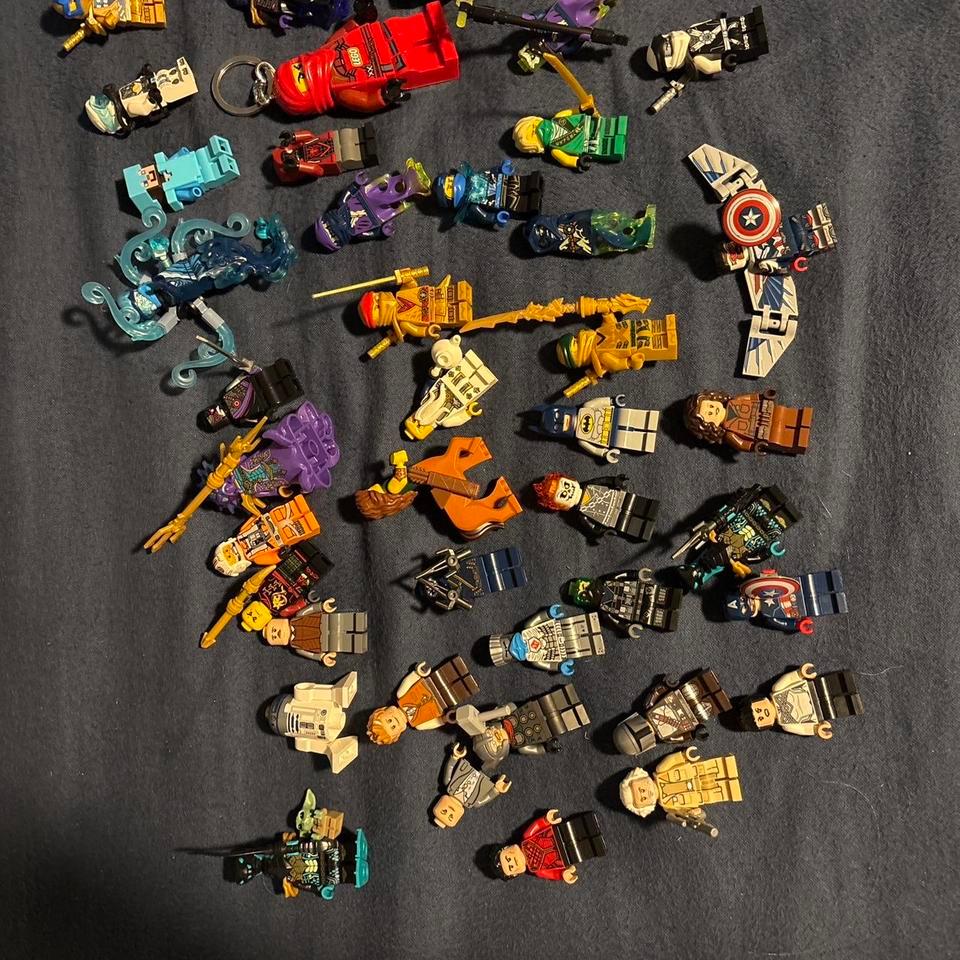 Lego Collection That Includes Multiple 73ba 6