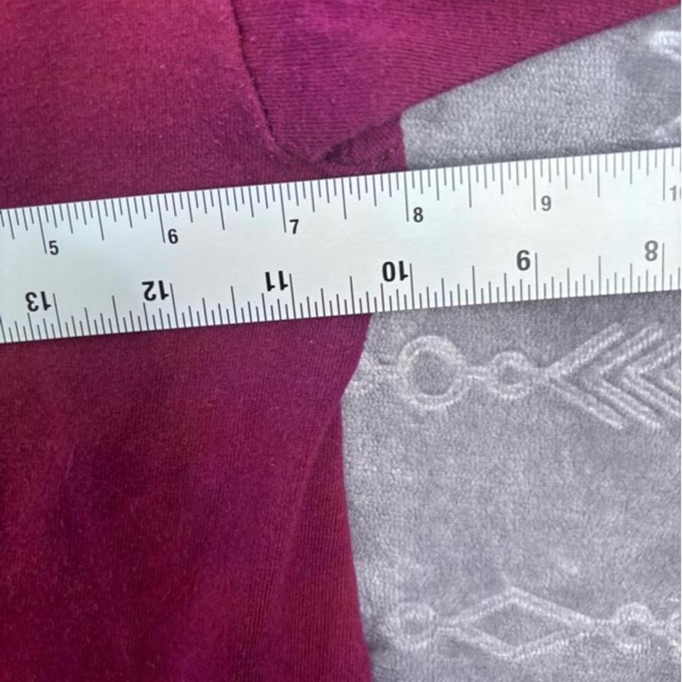 This Is A Pre Owned Burgundy Be67 6