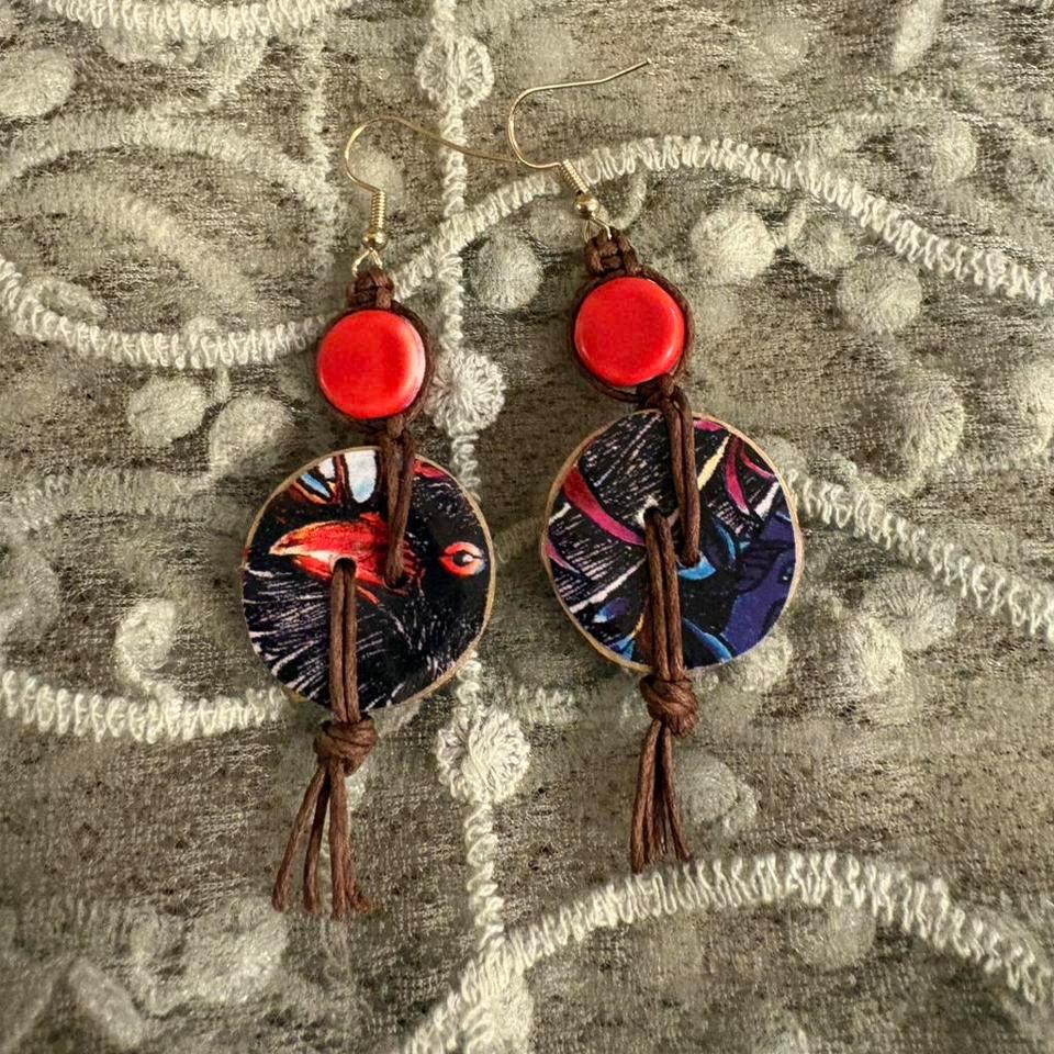 Handmade Raven Button Earrings Open Fc85 3