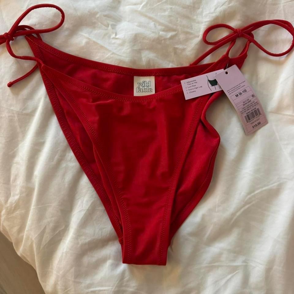 Target Wild Fable Red Low 0950