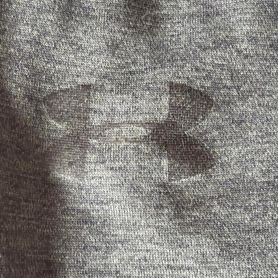 Excellent Condition Mens Under Armour 46bb 4