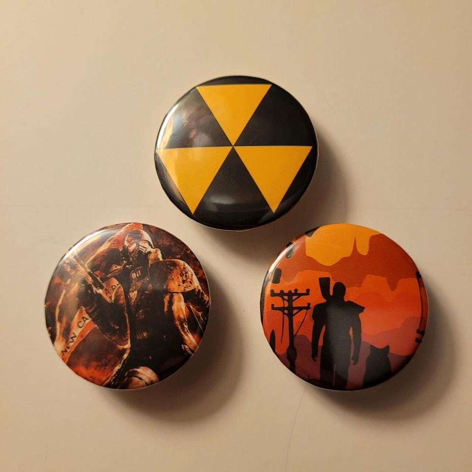 Fallout Themed 125 Pin Set 88e1