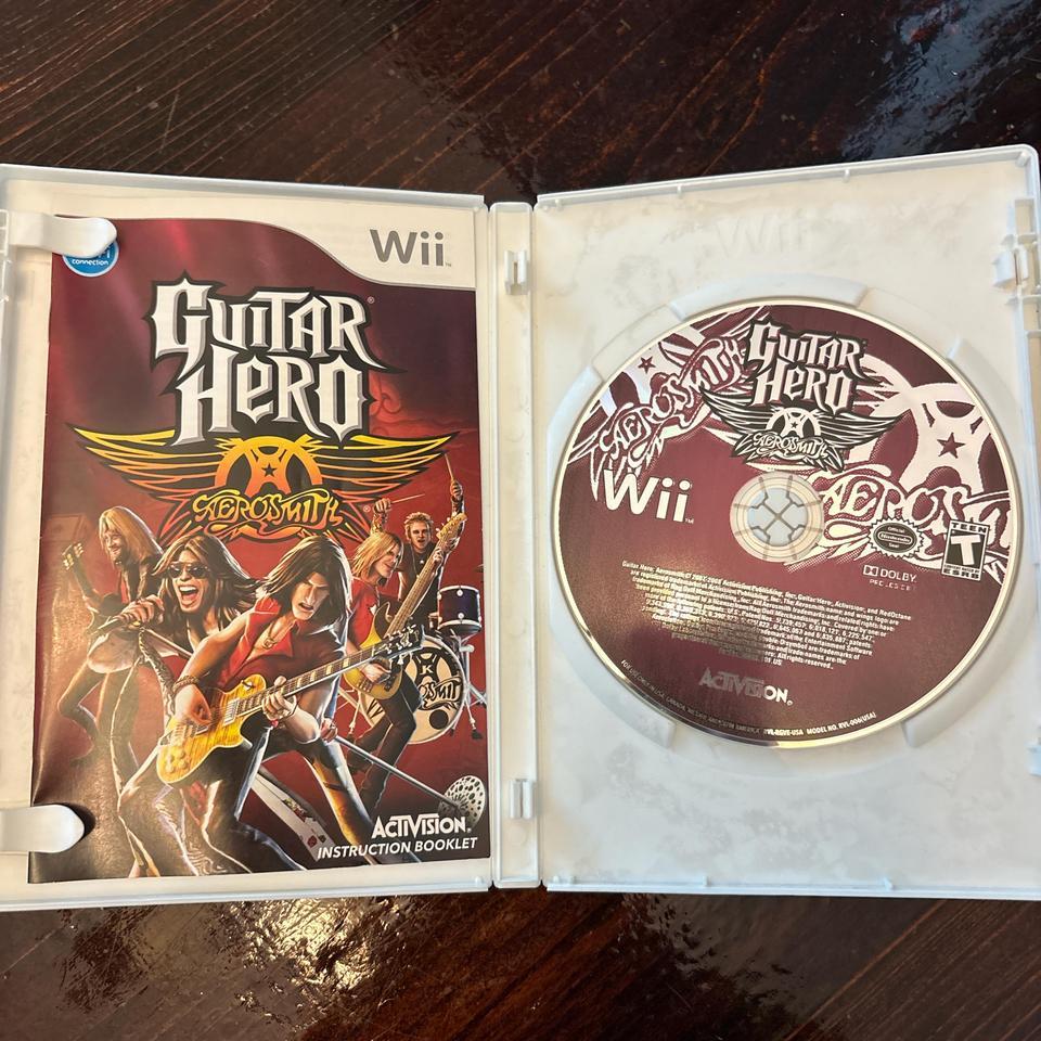 2006 Nintendo Wii Guitar Hero Cfc6 2