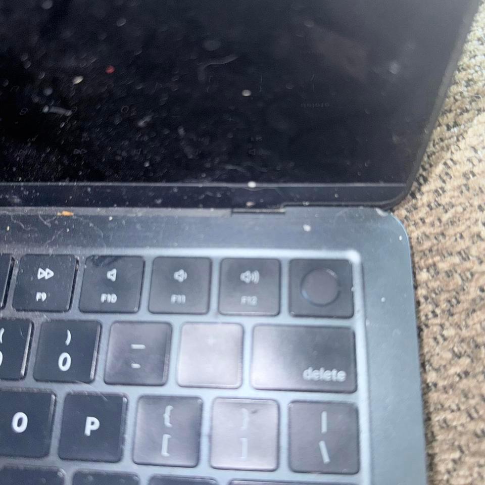 Black 2020 Macbook Pro 132 4