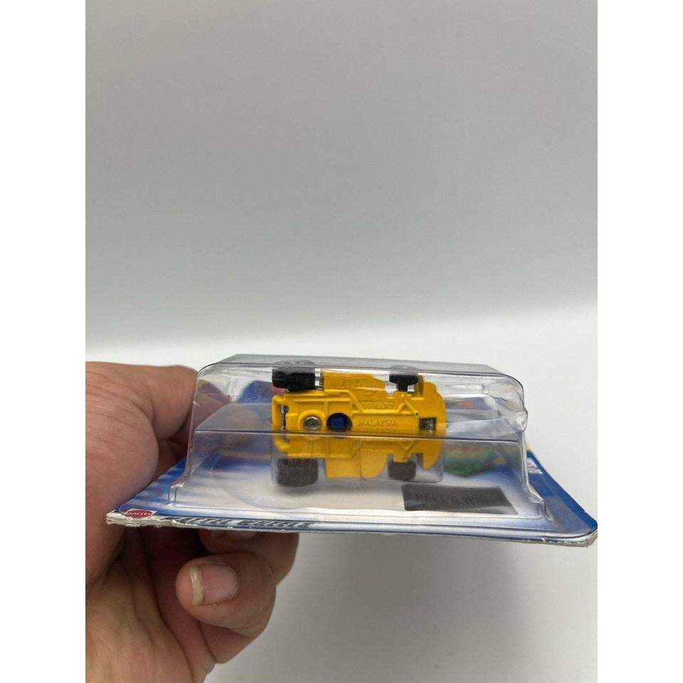 The Hot Wheels 2002 Go 3