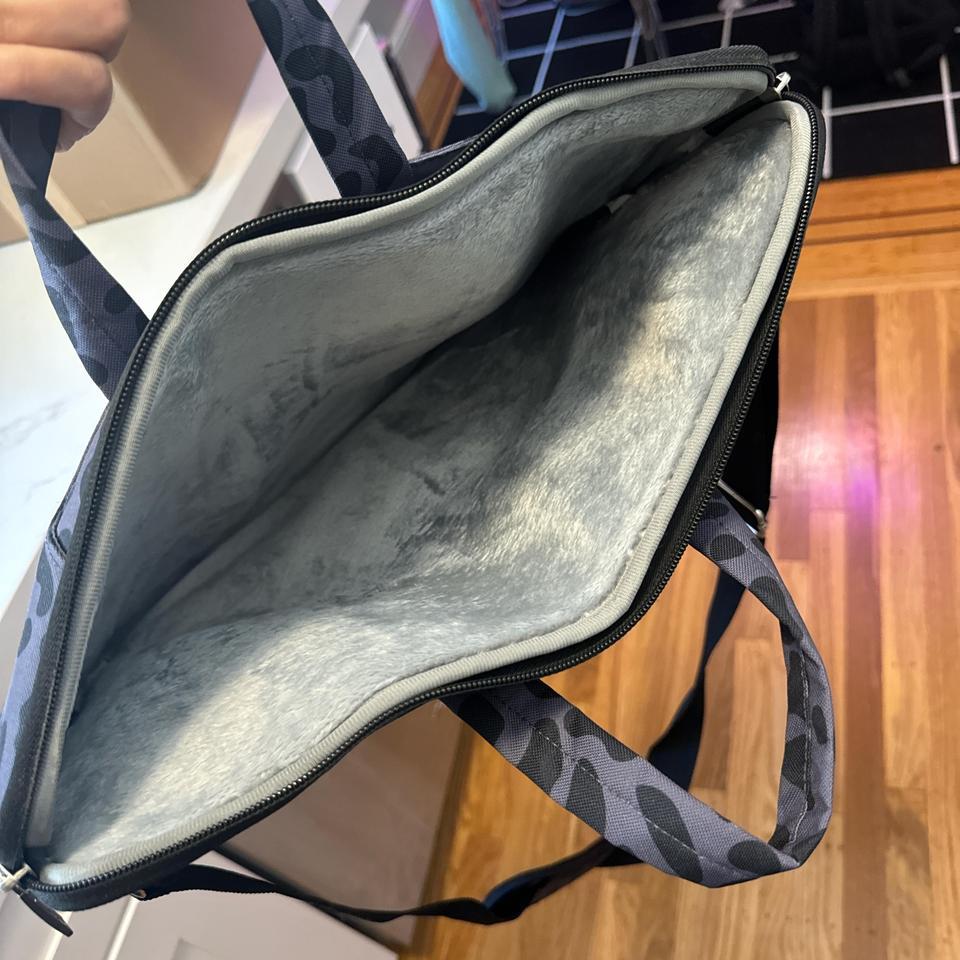 Nice Grey Leopard Laptop Case 3