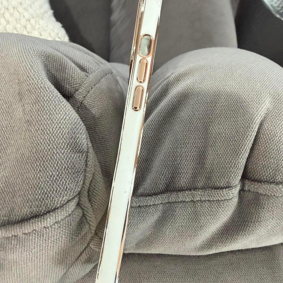 Beautiful Iphone 12 Pro Max A508 4