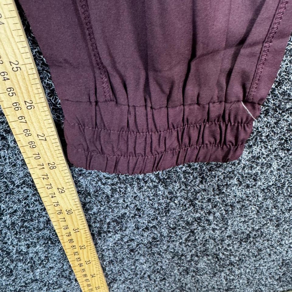 Halara Berry Red High Waisted 21cc 4