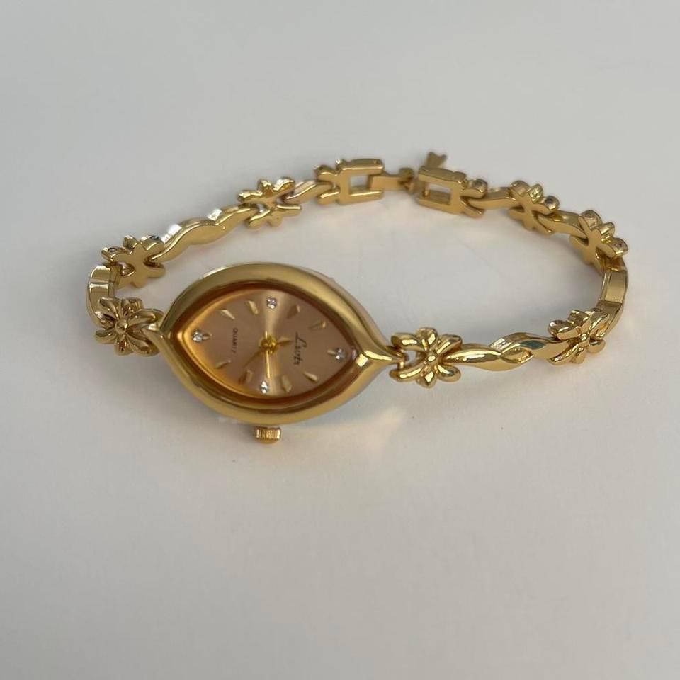 Vintage Inspired Gold Tone 953a 2