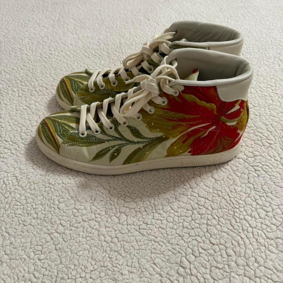 Adidas Pharrell Williamsstan Smith Size 2