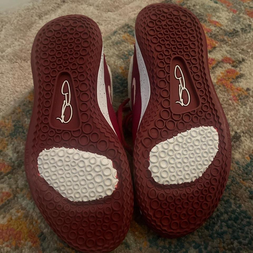 Mile Burgundywhite Paul George 3 7