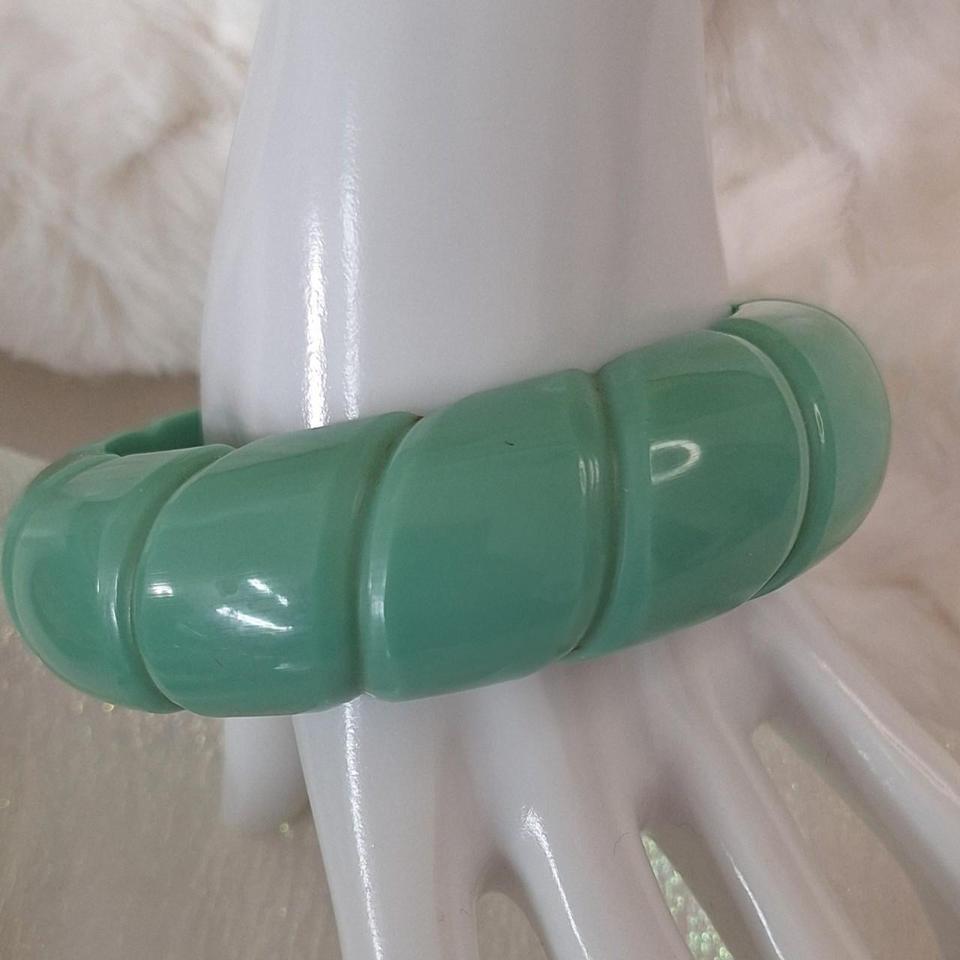 Chunky Light Green Vintage Carved