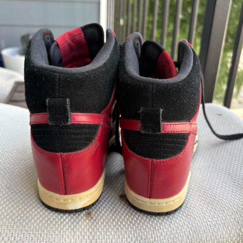 Nike Dunk High Red And B908 2