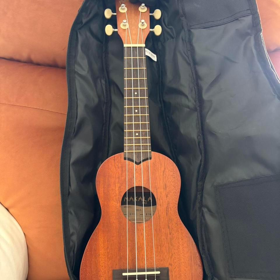 Makala Kala Concert Ukulele Mahogany 3