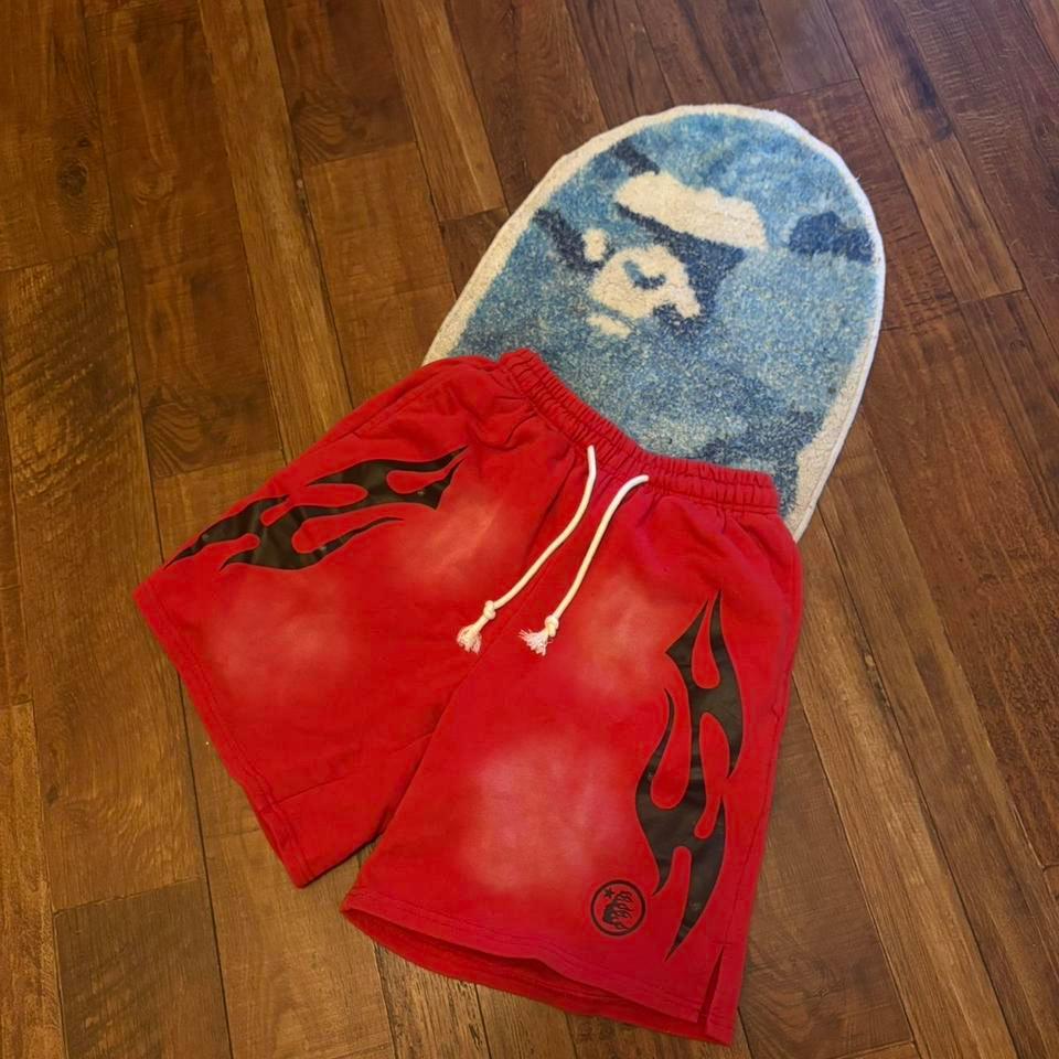 Red Hell Star Shorts With 0860