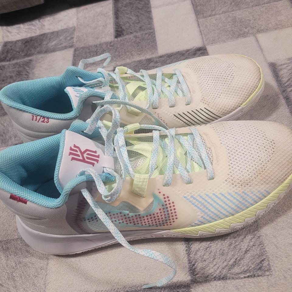 Nike Kyrie Flytrap 5 1 2