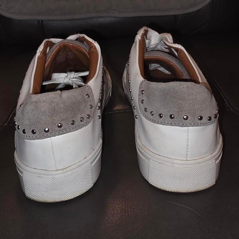 Steve Madden White And Grey Fbee 6