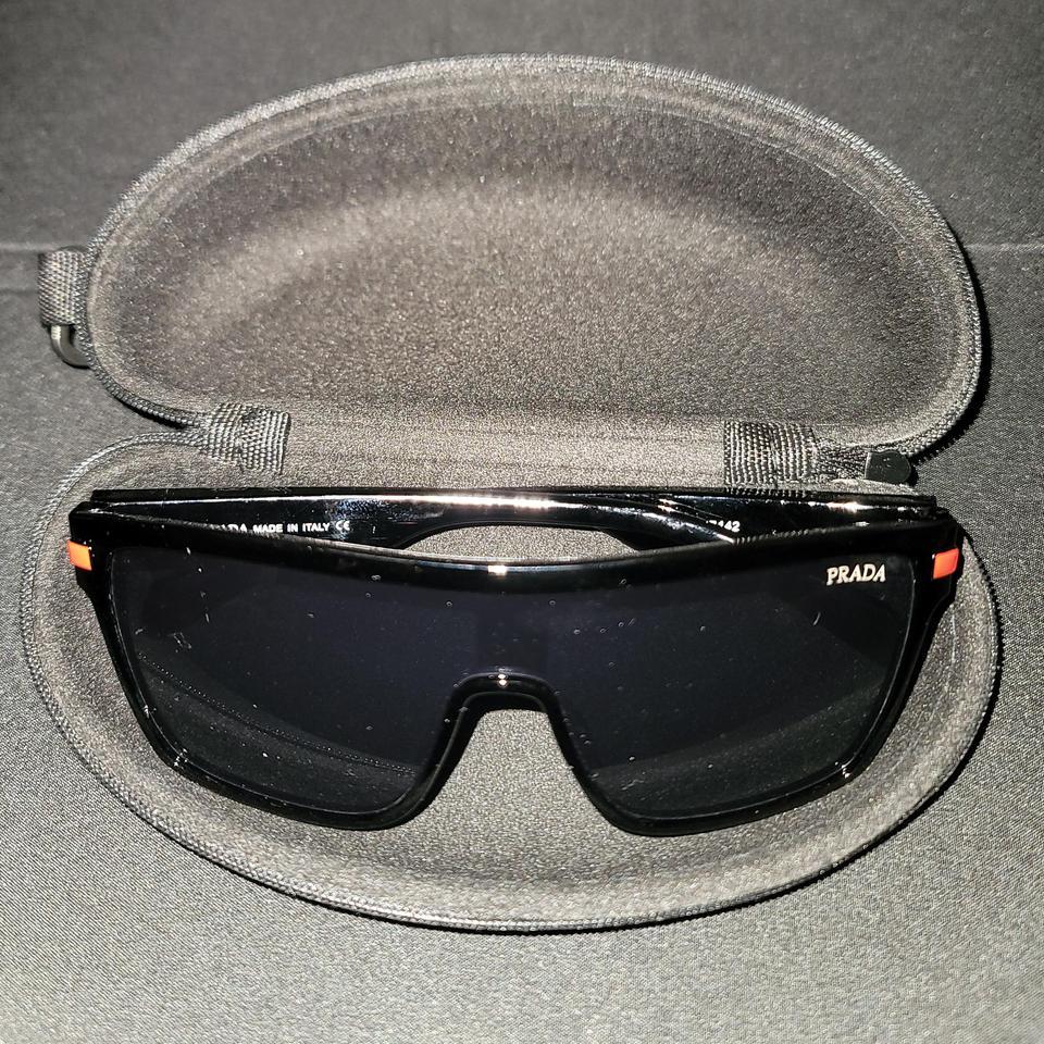 Unisex Black And Silver Sunglasses 7c72