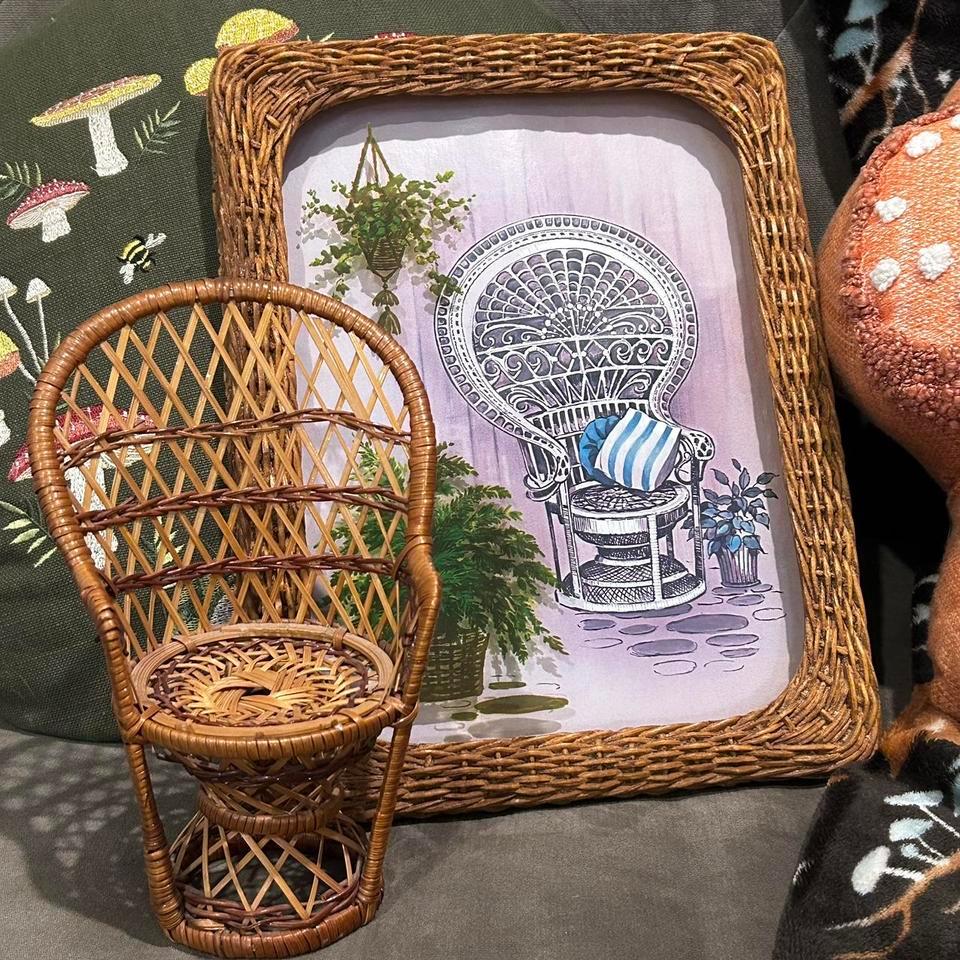 Vintage 3d Peacock Chair Print