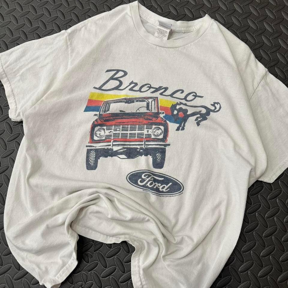 Vintage Ford Bronco Retro Truck F7d1