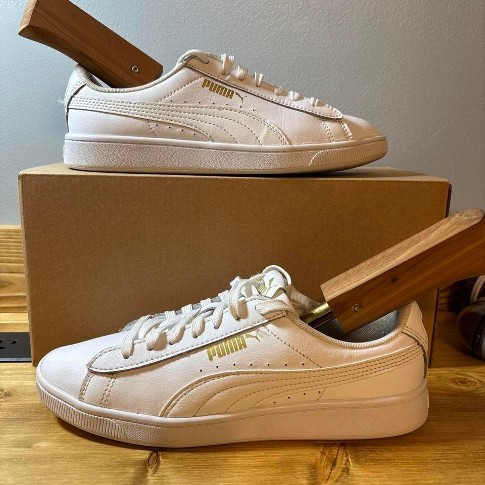 Puma Womens Size 7 Vikky