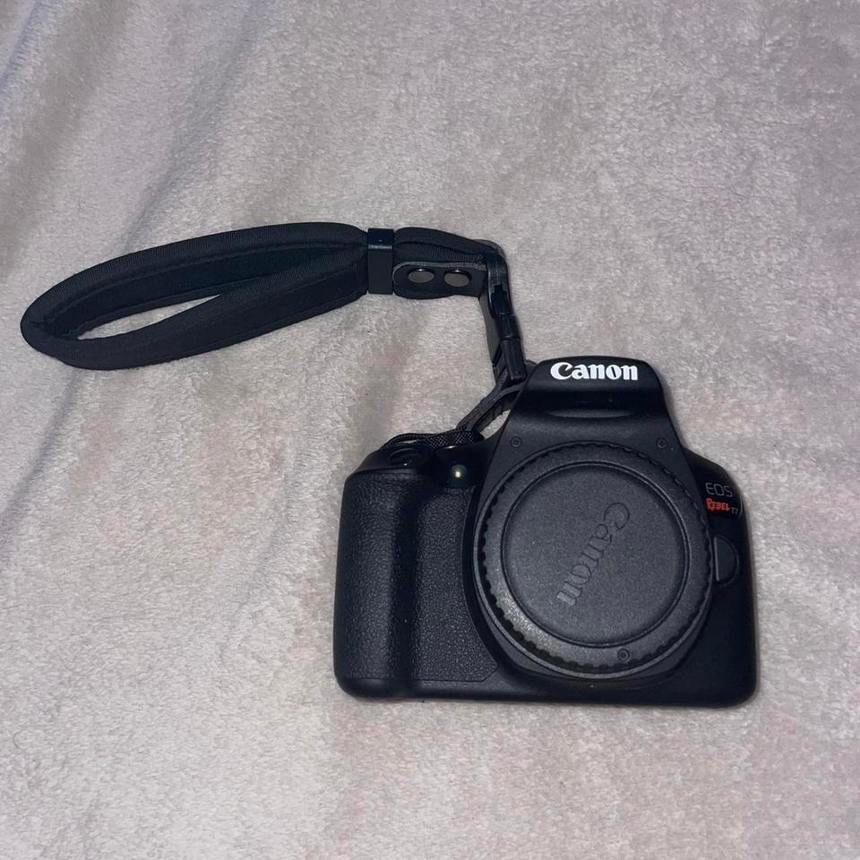 Canon Rebel T7 Barely 2