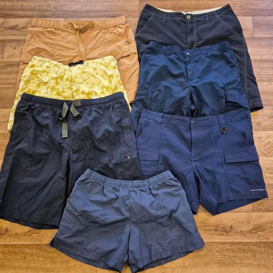 7 Pair Of Mens Shorts C49d