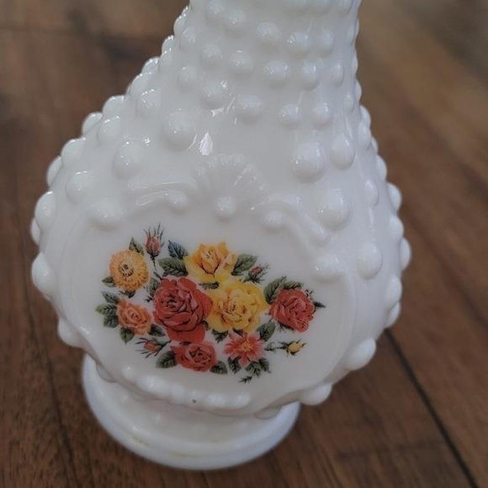 Vintage 70s Avon Milk Glass 2aaf 4