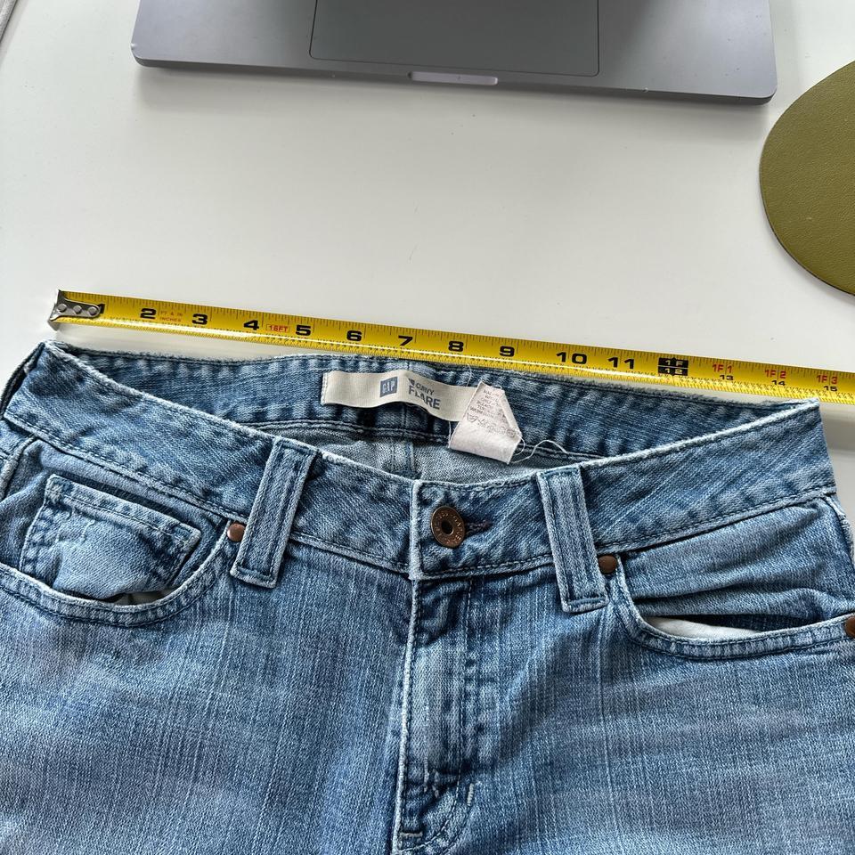 Vintage 90s Y2k Gap Light 5
