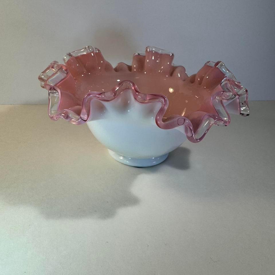 Fenton Vintage Pink And White C5fc