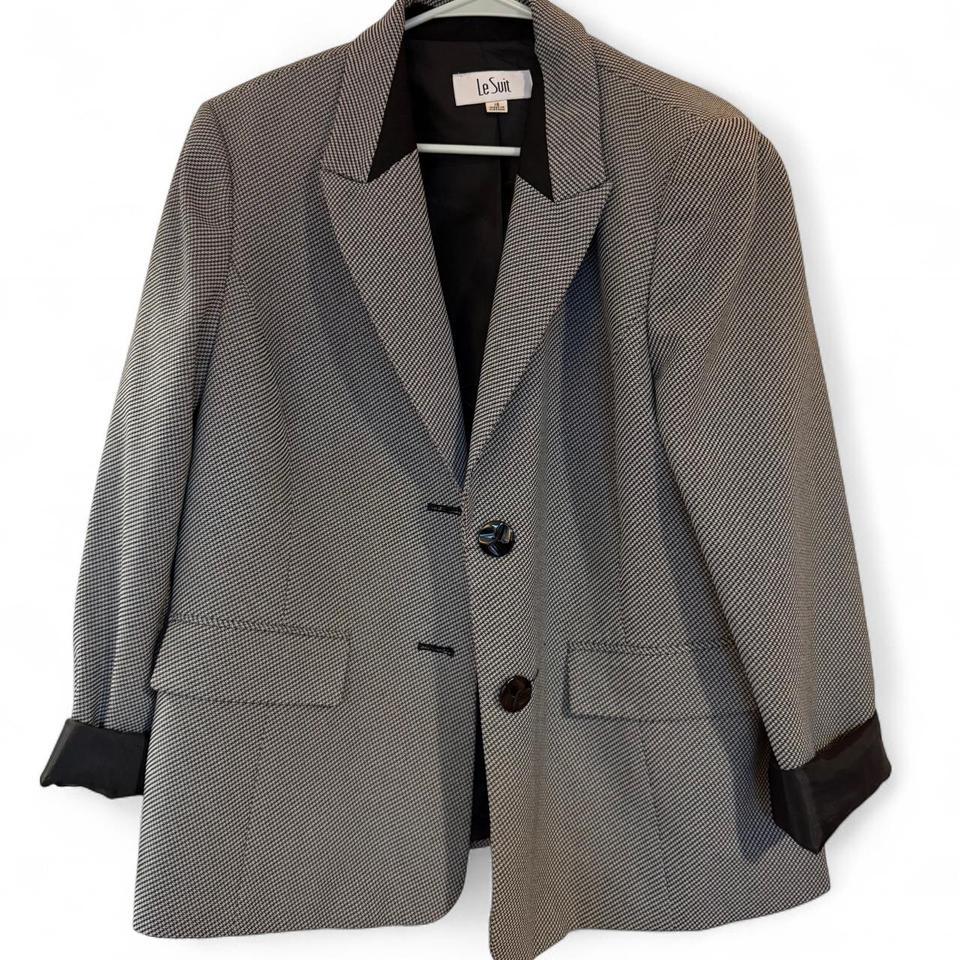 Le Suit Black White D2f1